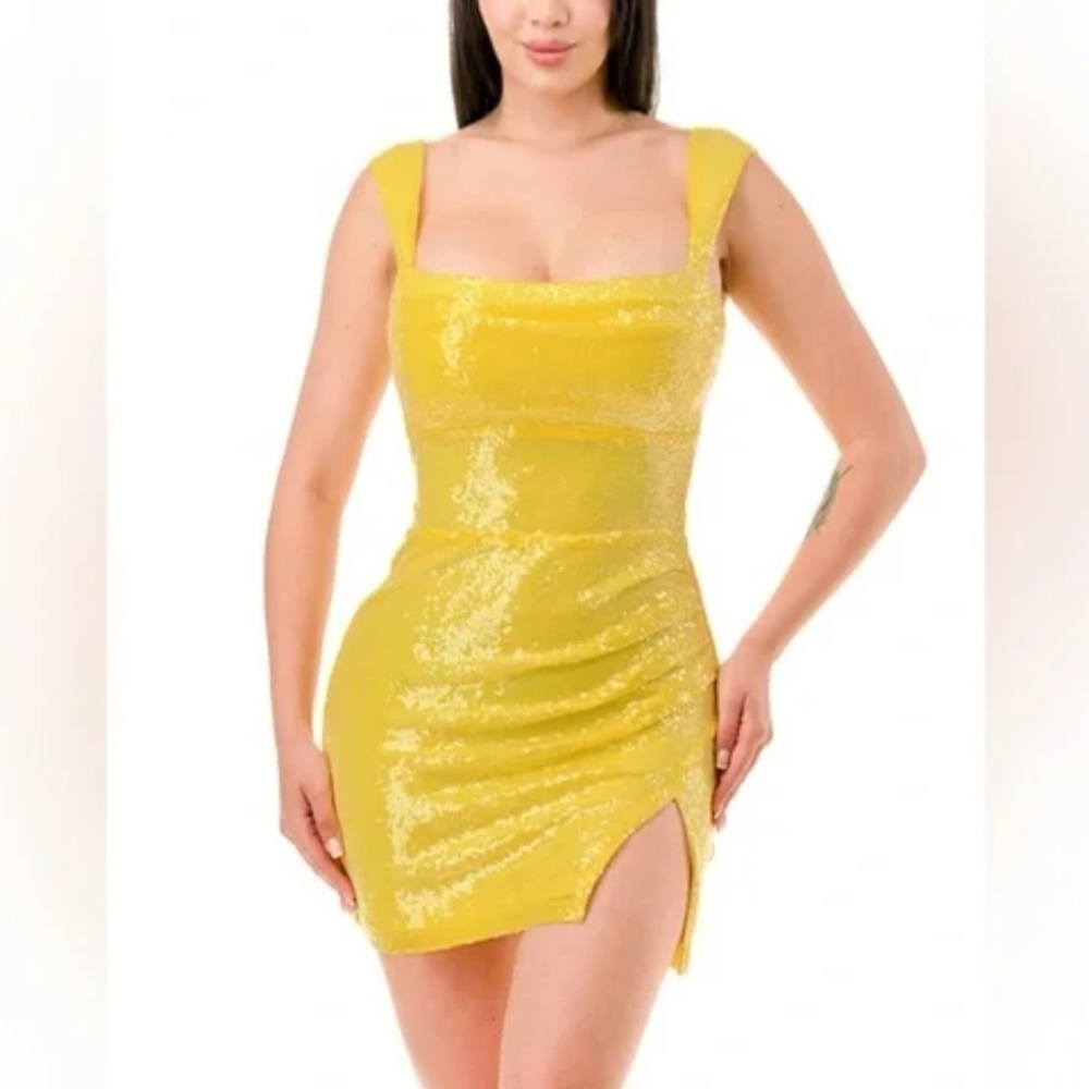 Lovesome Yellow Sequin Open Back Mini Dress Size Small